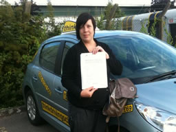 Jessica bracknell happy driving school lesson learner